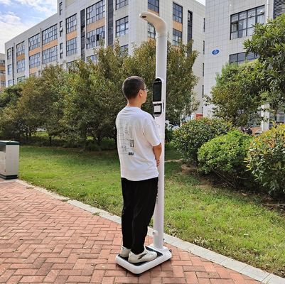 0~200cm의 키 측정 범위와 선택적인 체지방 분석으로 된 의료 척도