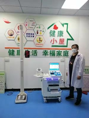 맞춤형 건강 검진을 위한 A4 프린터와 12 리드 ECG
