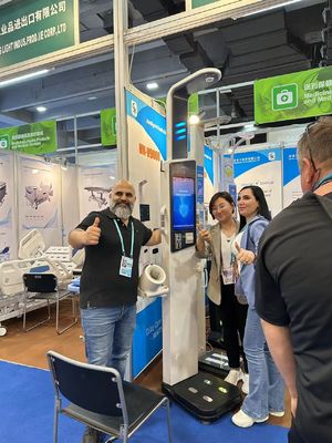 AC100-240v 전원 공급 장치 정확한 무게와 높이를 측정하는 스마트 몸 분석기